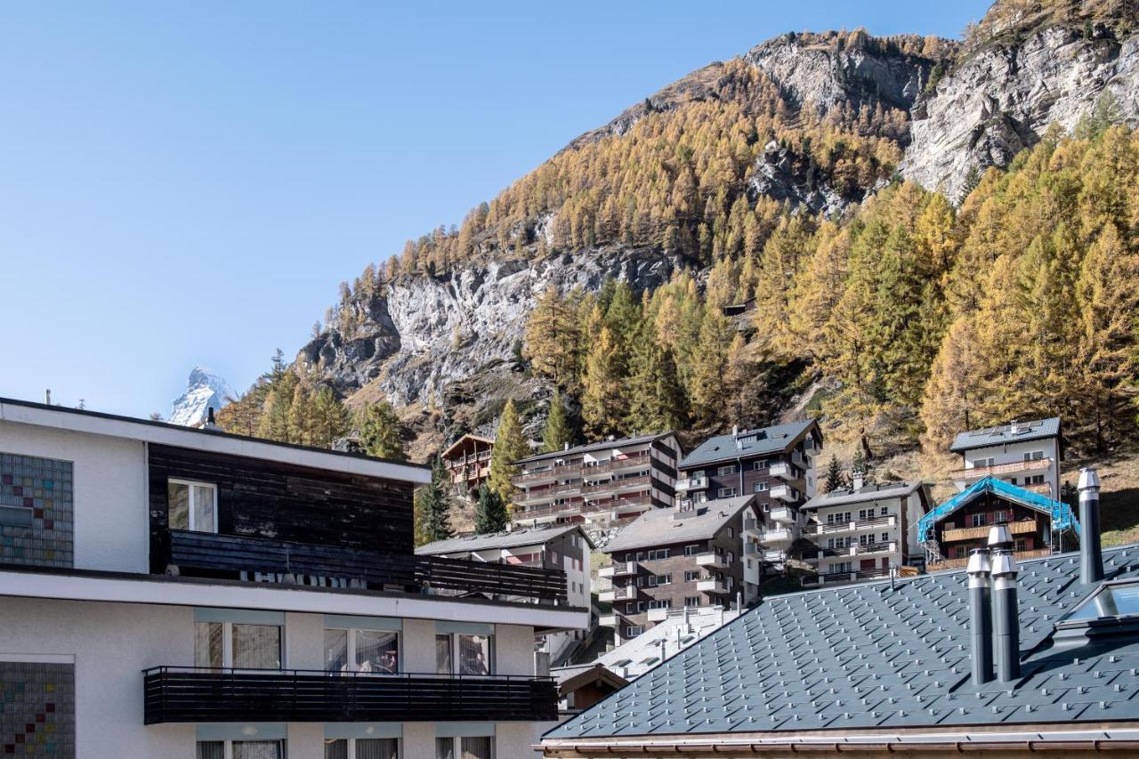 Appartement Au Centre De Zermatt Buitenkant foto