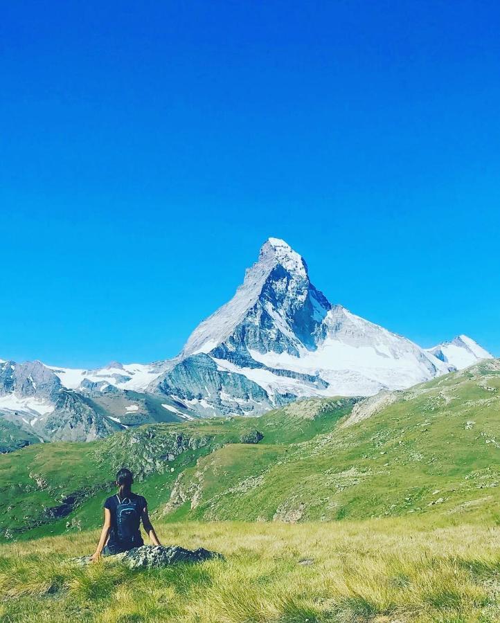 Appartement Au Centre De Zermatt Buitenkant foto